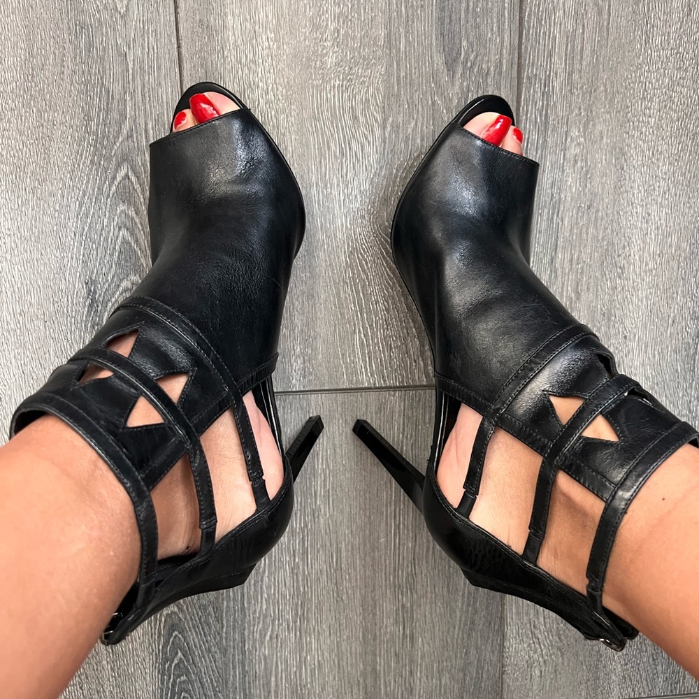 Nine West Black Peep-Toe Strappy Stiletto Heels
